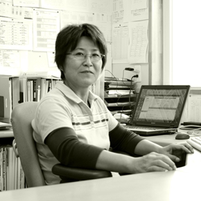 山岸 百合子